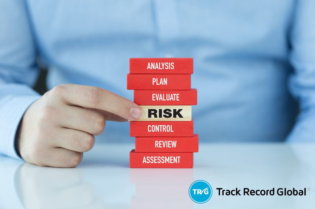 幸运飞行艇官方开奖查询网 Track Record Global - Compliance